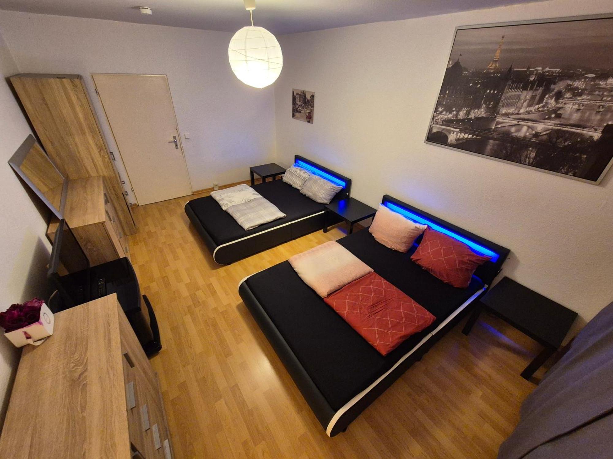 ברלין Schoene 3 Schlafzimmer Wohnung Mit 4 Dopplbetten מראה חיצוני תמונה